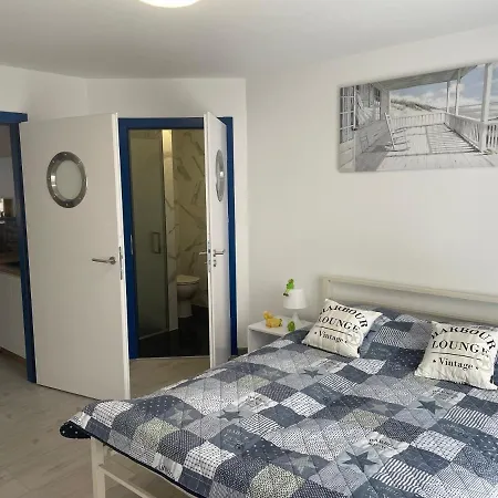 Apartment Dafne1 *
